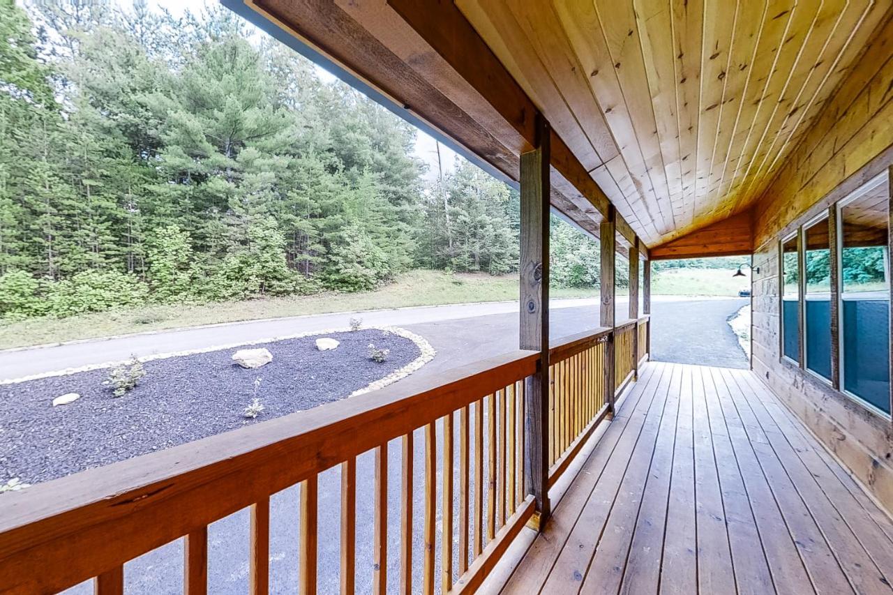 セバービル Misty Mountain Retreatヴィラ エクステリア 写真
