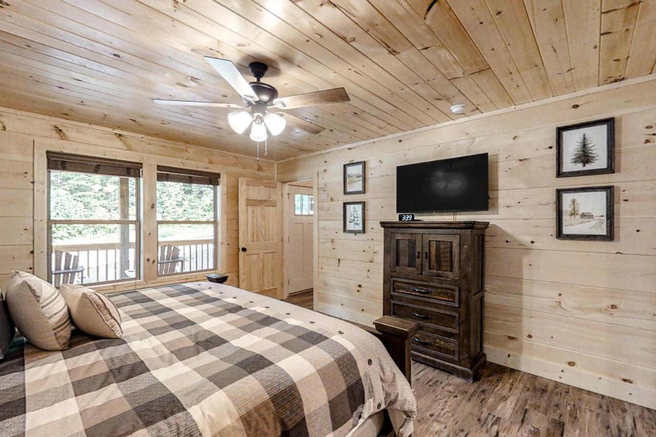 セバービル Misty Mountain Retreatヴィラ エクステリア 写真