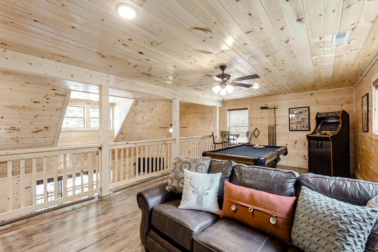 セバービル Misty Mountain Retreatヴィラ エクステリア 写真
